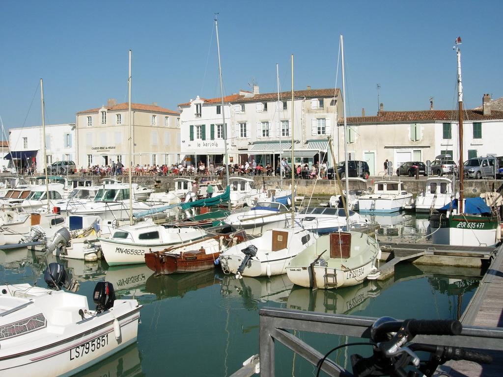 Apartamento Appart Sénac La Flotte Exterior foto